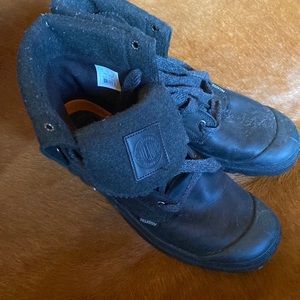 Palladium boots size 12 US - barely worn
